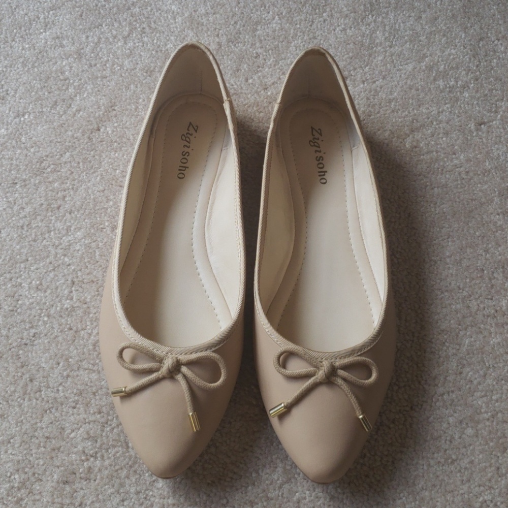 Zigi Soho Pointed Toe Flats-New